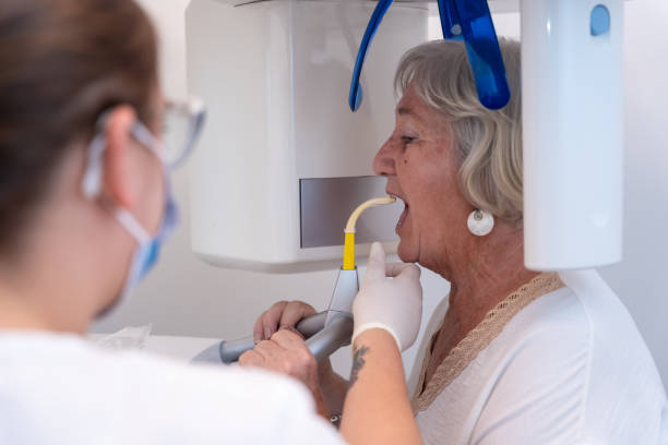Best Emergency Root Canal Treatment in Highland Park, IL