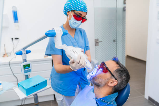 Best Emergency Gum Treatment in Highland Park, IL